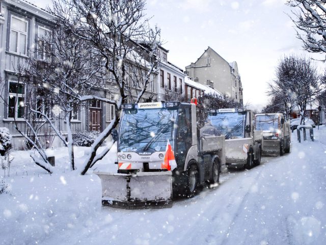 Hausmeisterservice, Immobilienpflege, Winterdienst Straßendienst und Beräumung von Schnee für privat und öffentliche Hand.